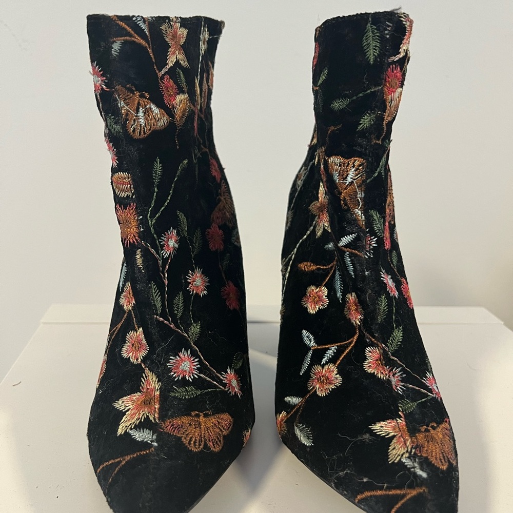 Velvet Embroidered Boohoo Ankle Boots High Heels - Picture 5 of 7